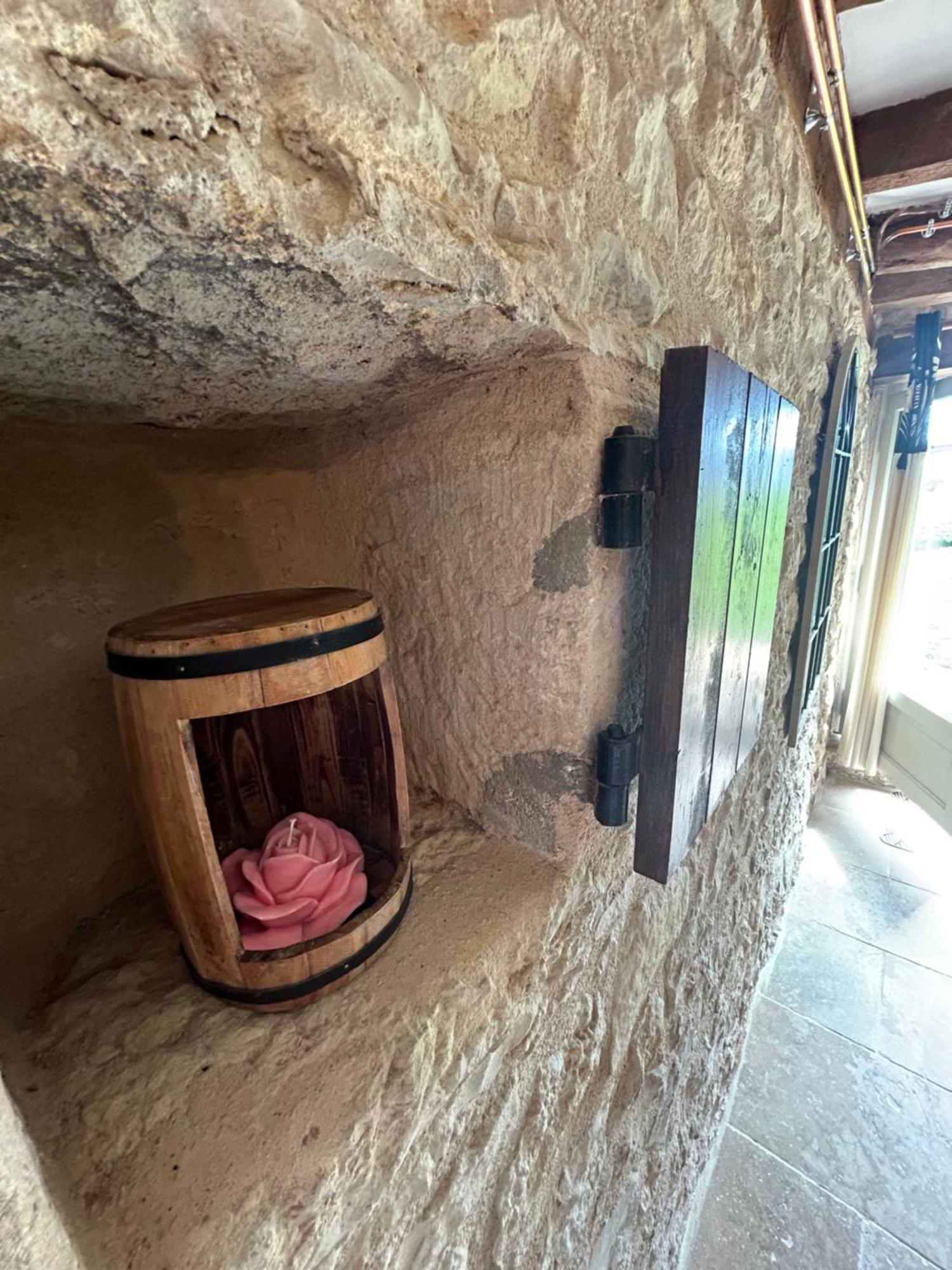 Demeure Du Vallon - Chambres D'Hotes De Charme Azerat Bagian luar foto
